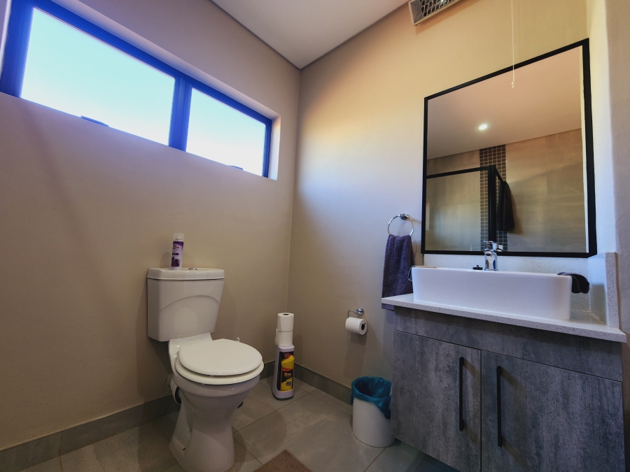 3 Bedroom Property for Sale in De Land Estate North West